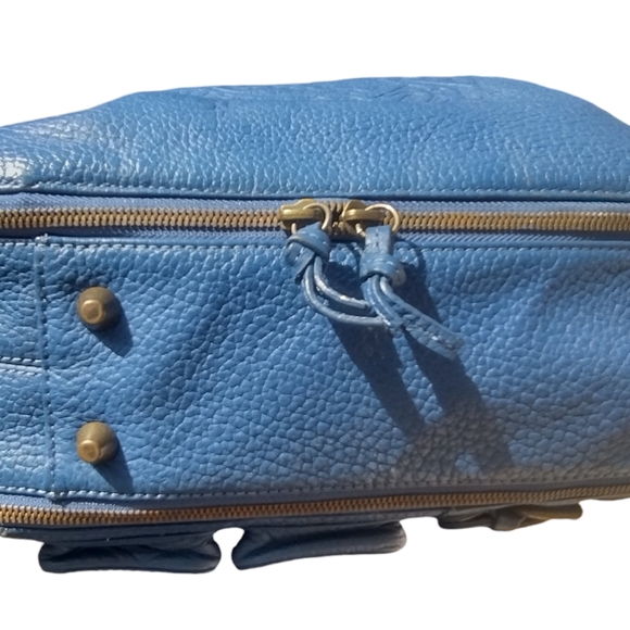 Sold - Picture 3 of 10